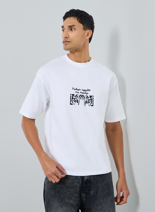 ستايلي تيشيرت واسع بتطريز نمر - Image 3